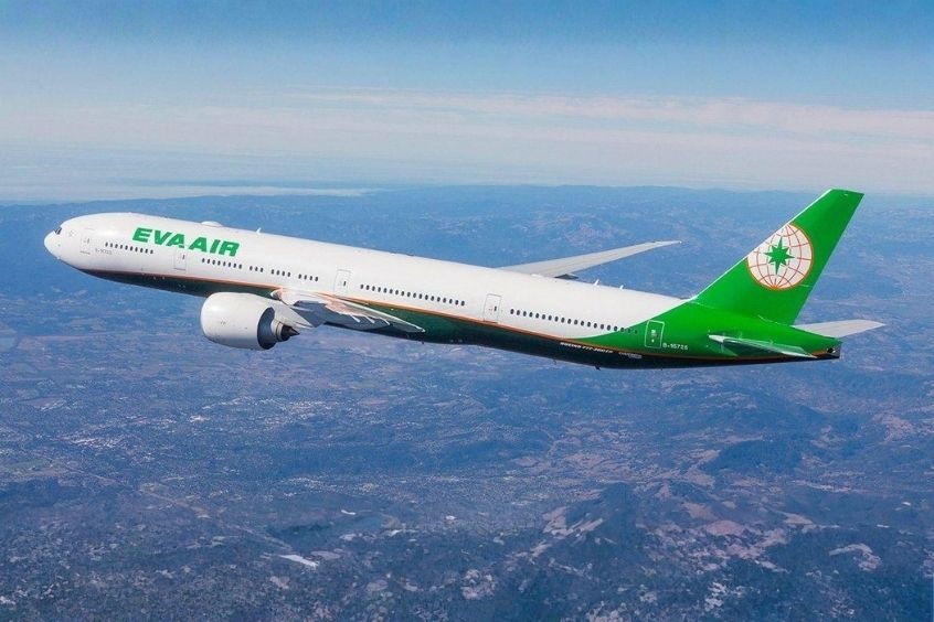EVA Air - Hãng hàng không khai thác chuyến bay đi Macau