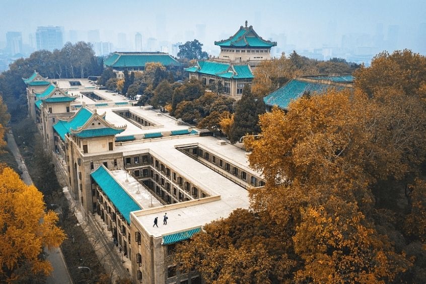 Đại Học Vũ Hán - Khuôn viên rộng lớn và kiến trúc cổ điển châu Âu