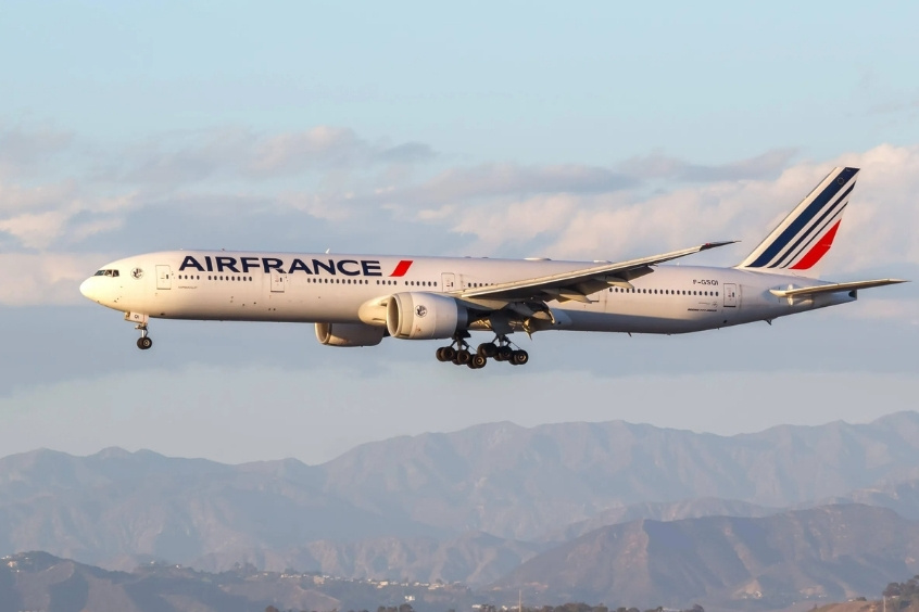 Air France là hãng hàng không hiện đang khai thác các chuyến bay đến Hà Lan