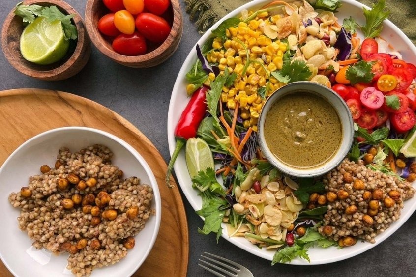 Lahpet Thoke - Không nơi nào trên thế giới có món salad lá trà đặc biệt như ở Myanmar 