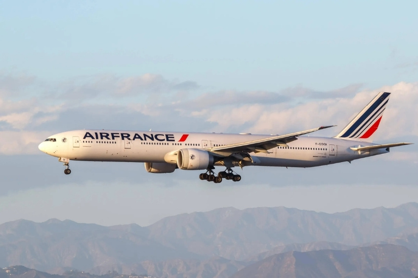 Air France là hãng hàng không hiện đang khai thác các chuyến bay đến Uzbekista (Nguồn: Internet)