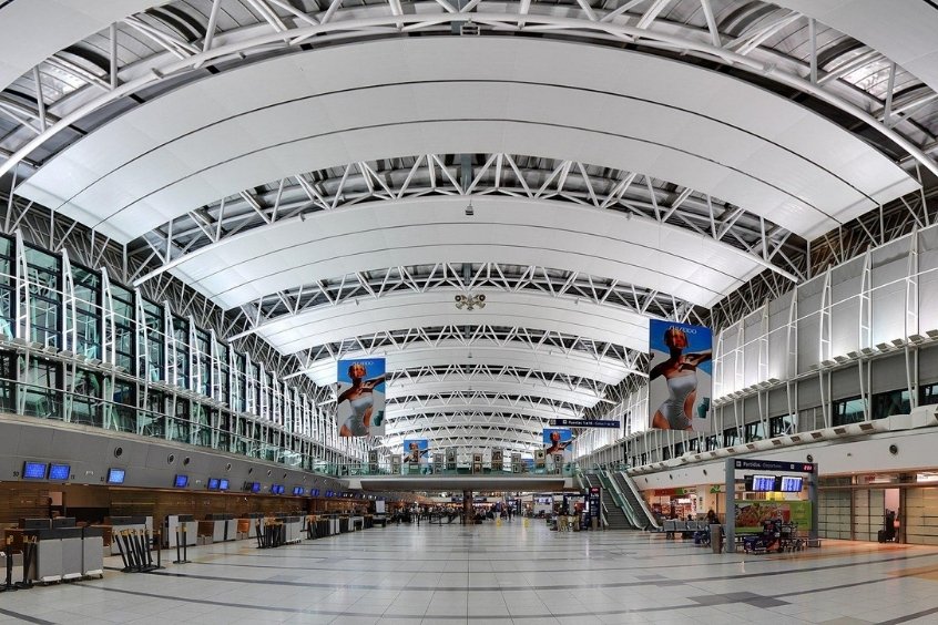 Sân bay quốc tế Ministro Pistarini là sân bay quốc tế lớn nhất của Argentina