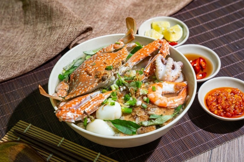 Bánh canh ghẹ đặc sản Phú Quốc món ngon trứ danh níu chân du khách gần xa