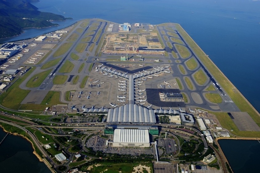 Sân bay quốc tế Hong Kong nhìn từ trên cao