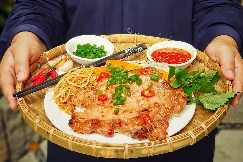 Du khách đến TP. Hồ Chí Minh nhất định phải thưởng thức món cơm tấm trứ danh