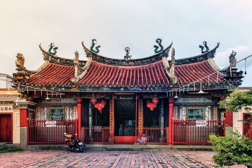 Tham quan chùa Ông - Ngôi chùa cổ kính của vùng đất Tây Đô