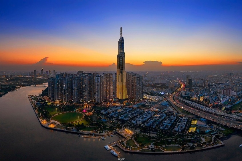 Vé máy bay từ Myanmar về Việt Nam - Landmark 81 là một trong những tòa nhà cao nhất Việt Nam