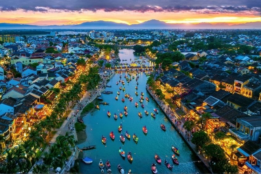 Vé máy bay từ Đan Mạch về Việt Nam