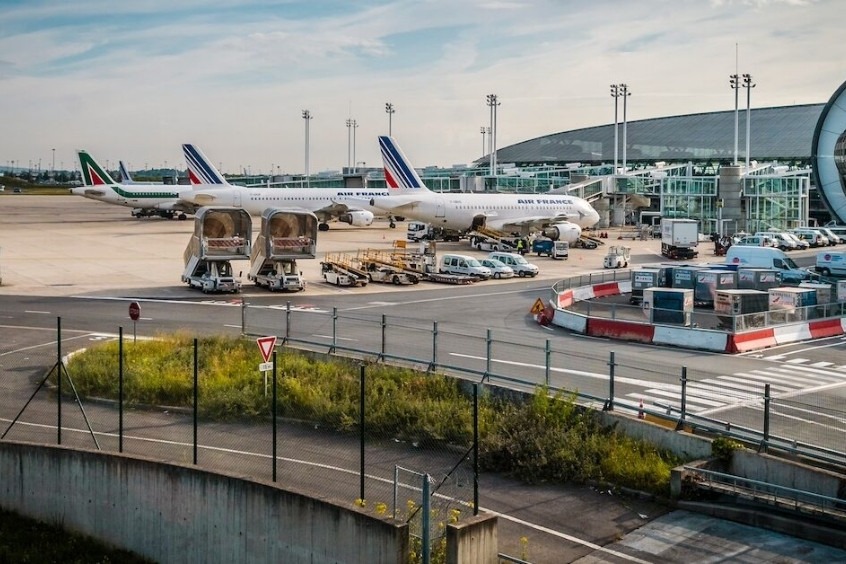Sân bay Paris-Charles-de-Gaulle là sân bay quốc tế lớn nhất nước Pháp