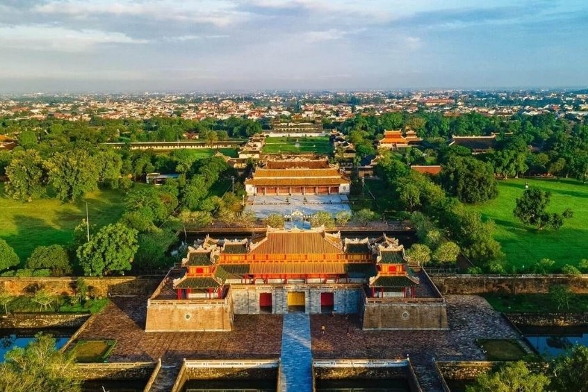 Vé máy bay đi Huế