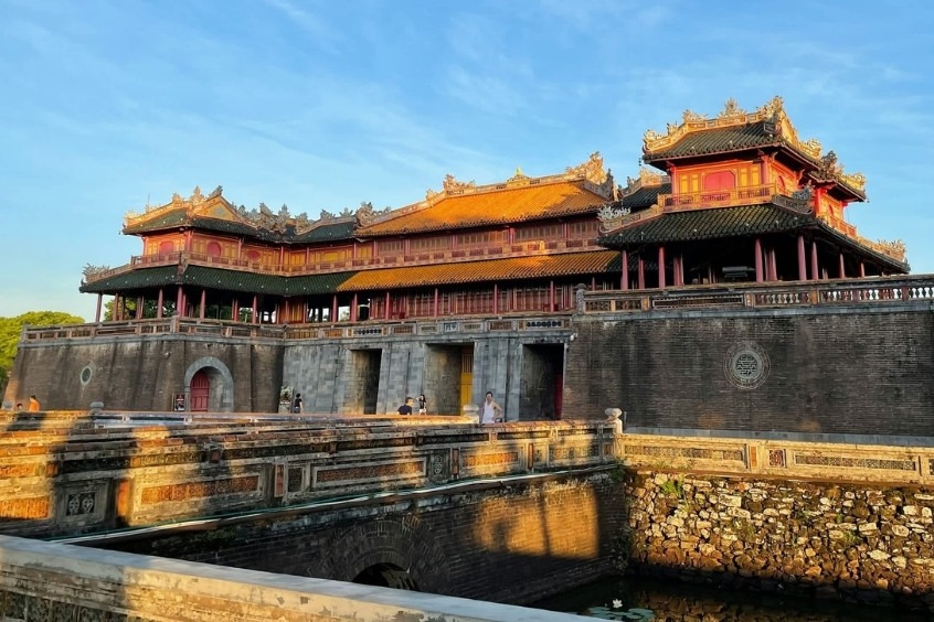 Vé máy bay đi Huế