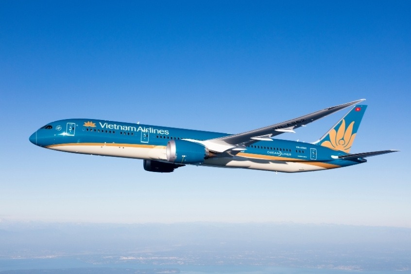 Vietnam Airlines -  Hãng hàng không khai thác chuyến bay đi Cà Mau