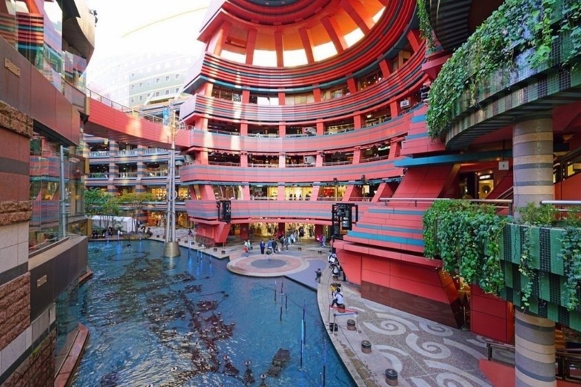 Canal City Hakata - Khu phức hợp mua sắm giải trí nổi tiếng với kiến trúc độc đáo