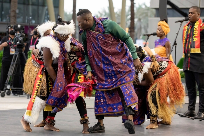 Vé máy bay đi Angola