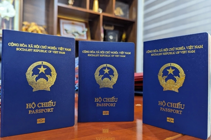 vé máy bay đi Hungary