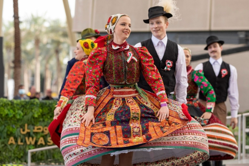 Người Hungary rất lịch sự nên vô cùng coi trọng lời chào hỏi