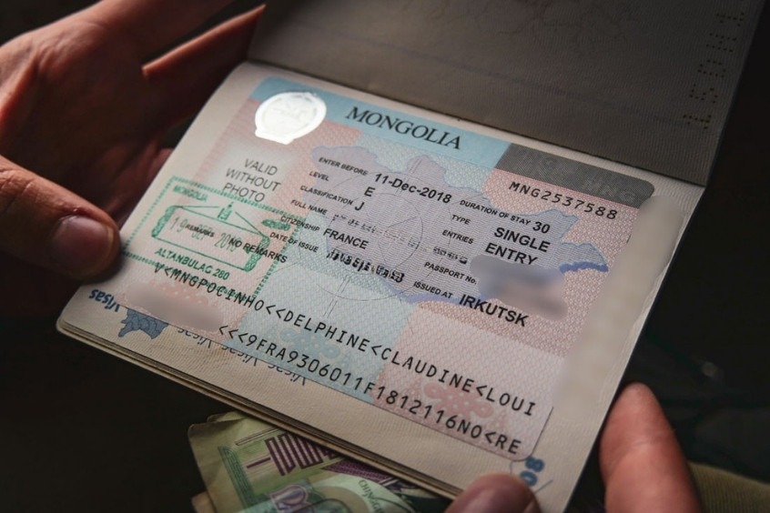 Chuẩn bị hồ sơ visa đầy đủ và chính xác sẽ giúp quá trình xét duyệt diễn ra thuận lợi