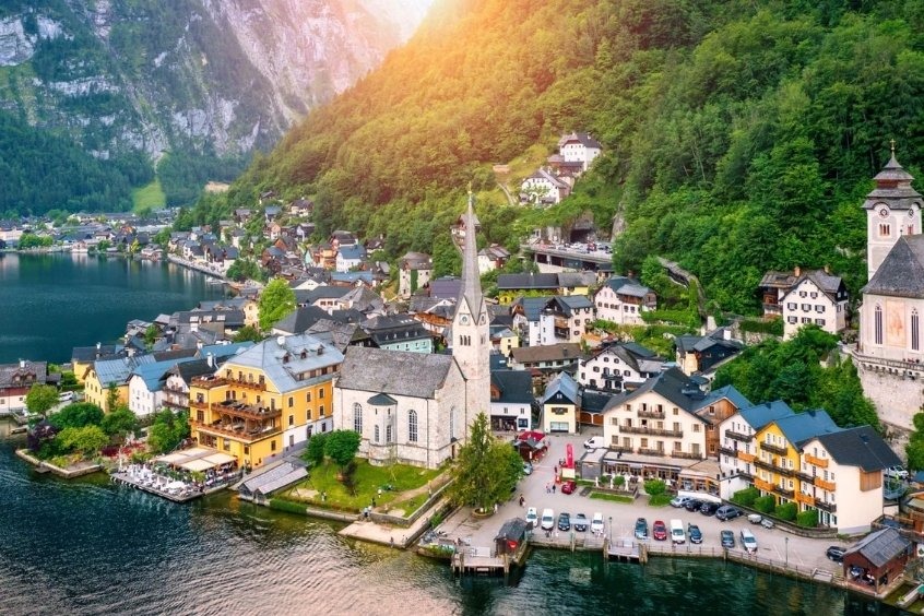 Vé máy bay đi Áo - Khám Phá làng cổ Hallstatt, Áo 