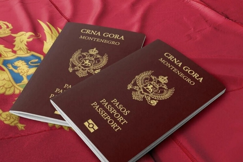 Vé máy bay đi Montenegro