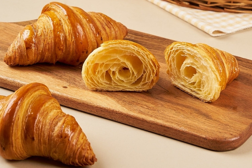 Croissant món ăn đặc sản nổi tiếng Paris