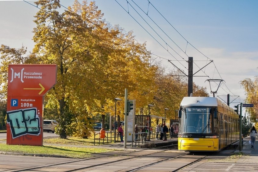 àu điện Berlin phương tiện công cộng hiện đại Đức