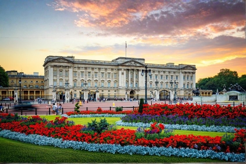 Vé máy bay đi London