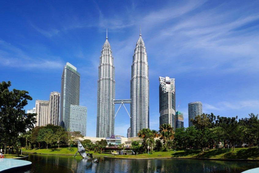 Vé máy bay từ Hà Nội đi Kuala Lumpur – Hành trình chạm đến vẻ đẹp đa văn hóa