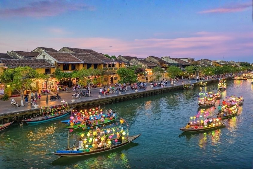 Vé máy bay từ Nga về Việt Nam