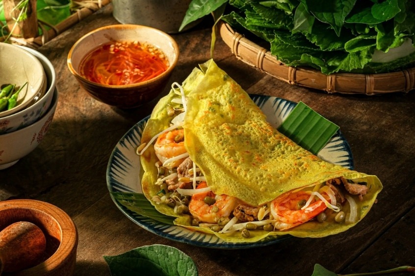 Vé máy bay từ Anh về Việt Nam