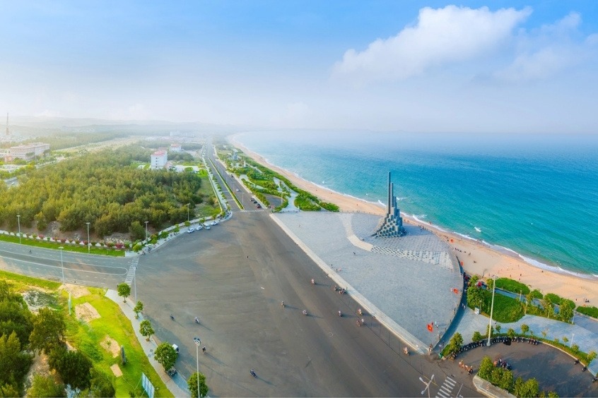 Vé máy bay từ TP. Hồ Chí Minh đi Tuy Hòa - Khám phá vùng đất xinh đẹp của xứ Nẫu 