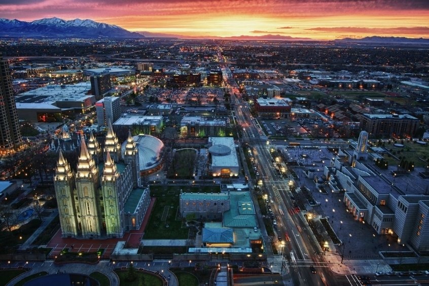 Ngắm nhìn hoàng hôn lãng mạng tại Salt Lake City