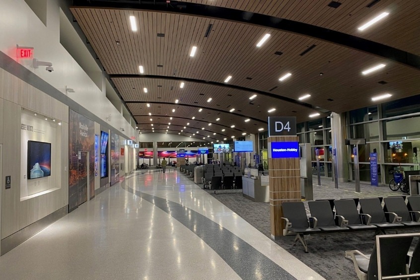 Bên trong sân bay quốc tế Nashville hiện đại