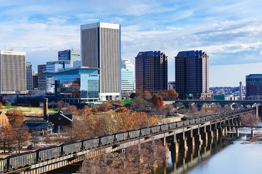 Du khách sẽ có trải nghiệm ngắm hoàng hôn bên bờ sông James đầy lãng mạng