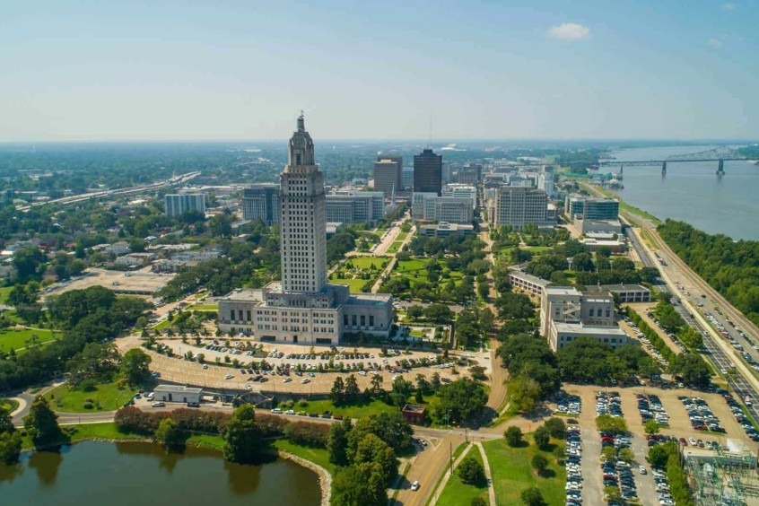 Toàn cảnh thành phố Baton Rouge - Ngắm nhìn tòa nhà Quốc hội Bang Louisiana
