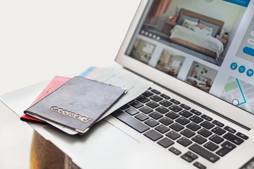 Chọn thời điểm bay hợp lý vé máy bay đi Barcelona giá rẻ