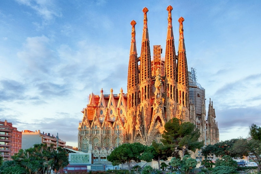 Nhà thờ Sagrada Família Barcelona điểm du lịch nổi tiếng