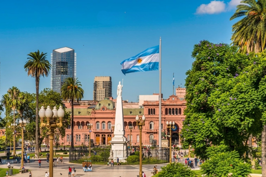 Buenos Aires được mệnh danh là Paris của Nam Mỹ – Trung tâm chính trị, kinh tế và văn hóa của Argentina. 