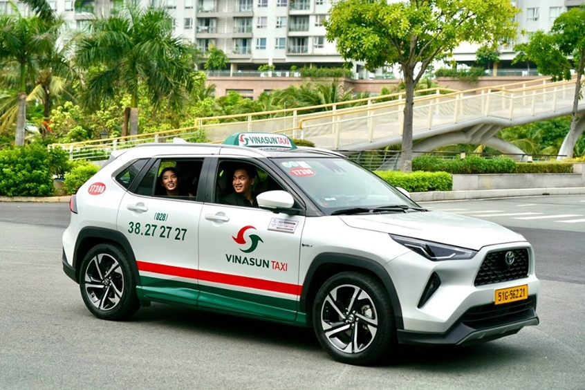 Taxi Vinasun - Lựa chọn nhanh chóng và tiện lợi nhất từ sân bay Nội Bài về trung tâm Hà Nội. (