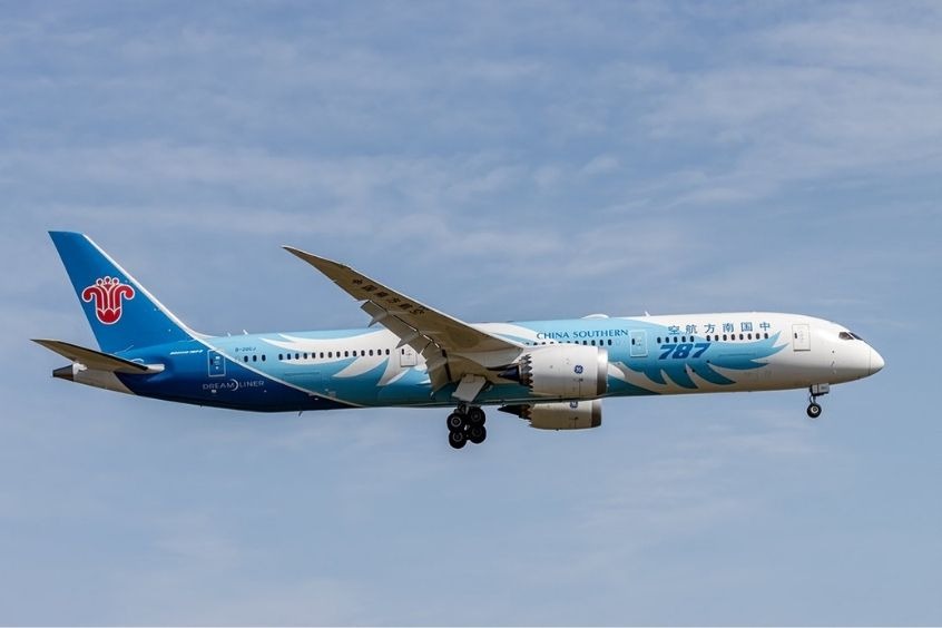 China Southern Airlines - Hãng hàng không khai thác chuyến bay từ Quảng Châu đi TP. Hồ Chí Minh