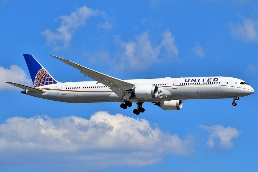 United Airlines - Hãng hàng không khai thác chuyến bay từ Hong Kong đi TP. Hồ Chí Minh