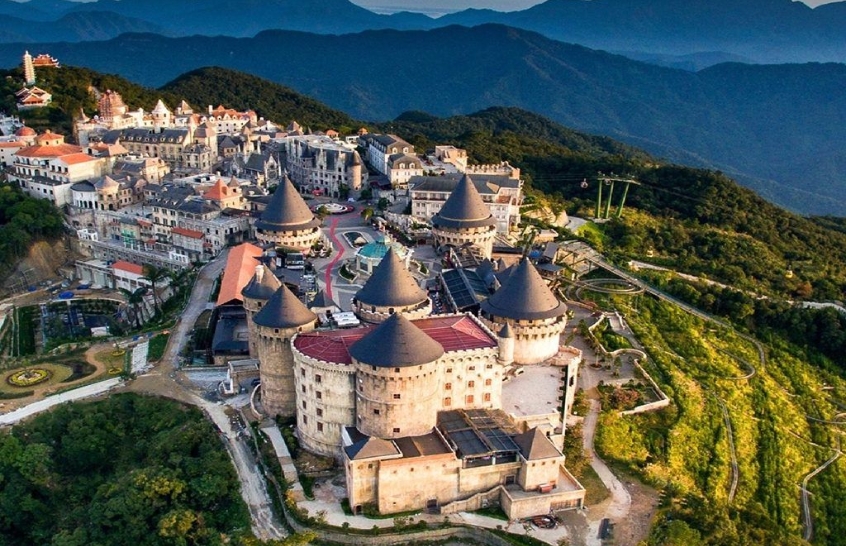 Khám phá Bà Nà Hills - Thiên đường nghỉ dưỡng giữa núi rừng Đà. 
