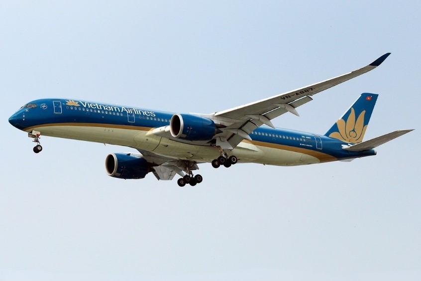 Vietnam Airlines - Hãng hàng không khai thác chuyến bay từ Kuala Lumpur đi Hà Nội 