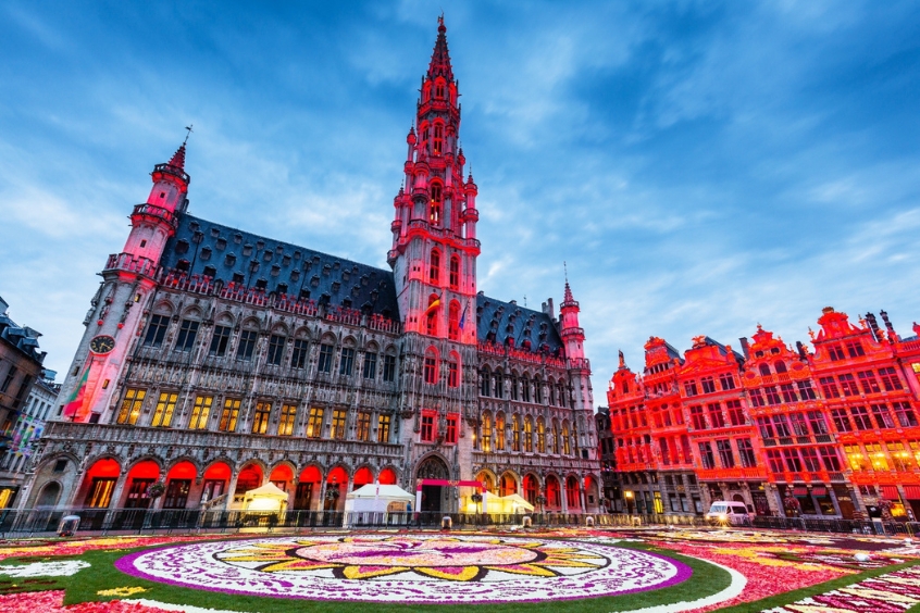 Grand Place – trái tim rực rỡ của Brussels.