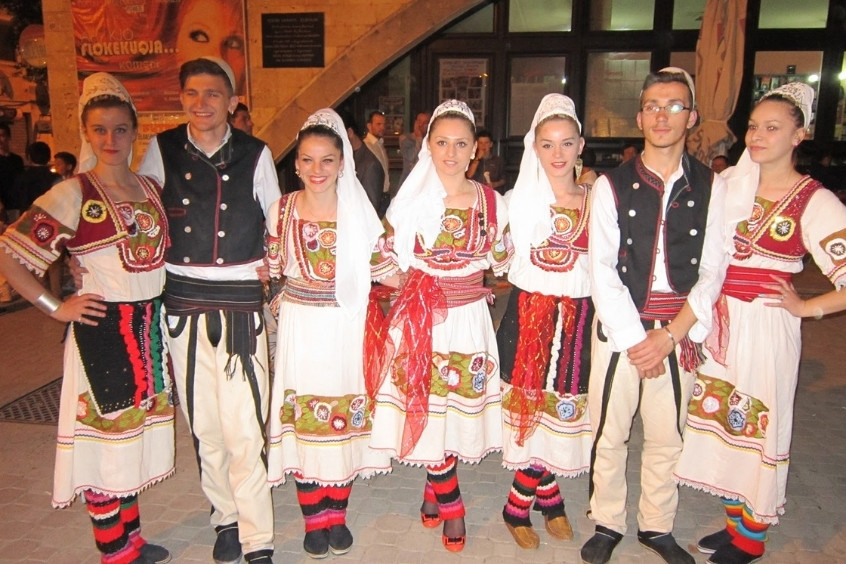 Gìn giữ nghề dệt lụa truyền thống tại Albania