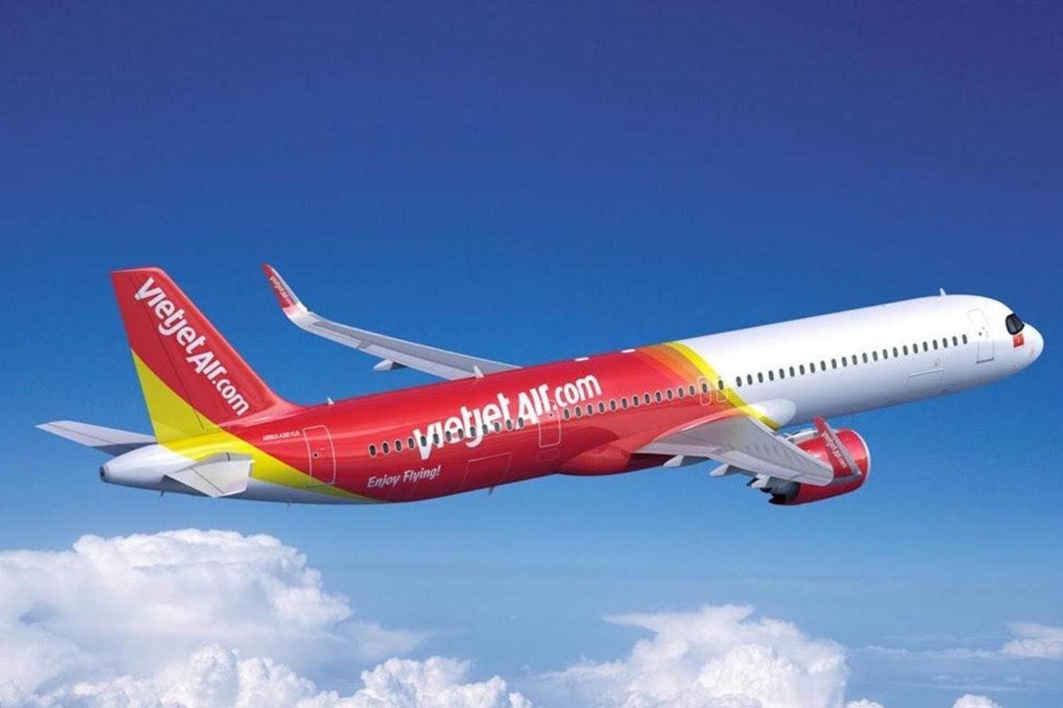 Vietjet Air -  hãng hàng không khai thác chuyến bay từ Côn Đảo đến Quy Nhơn qua TP.HCM.