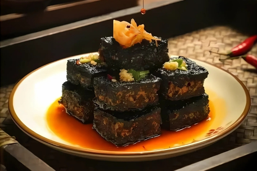 Đậu hũ thối nổi tiếng tại Đài Bắc, món ăn đường phố hấp dẫn du khách