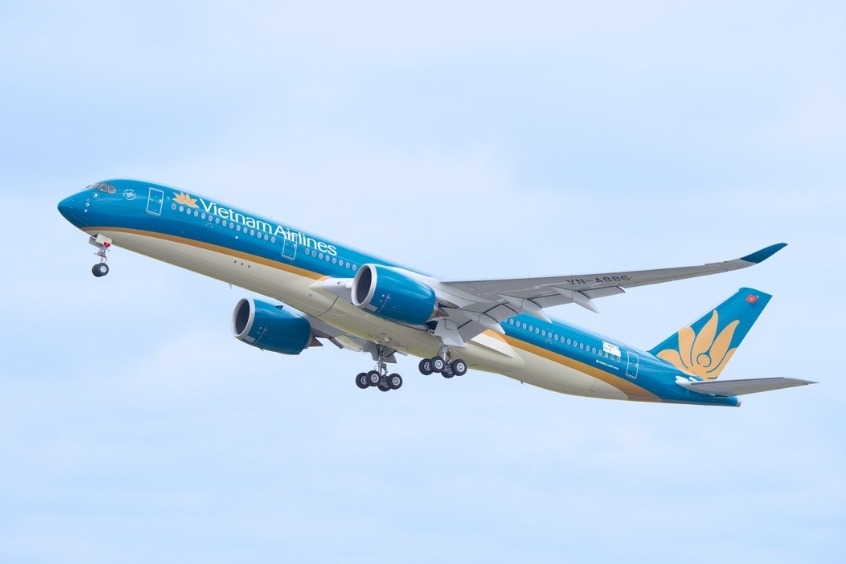 Vietnam Airlines -Hãng hàng không khai thác chuyến bay từ TP. Hồ Chí Minh đi Cao Hùng