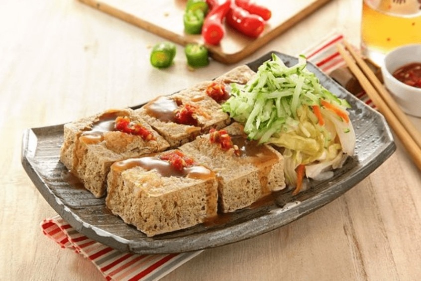 Đậu hũ thối - Đậu hũ thối gây tò mò với du khách nhưng lại rất được người địa phương yêu thích