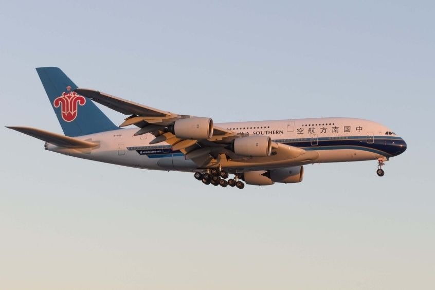 China Southern - Hãng hàng không khai thác chuyến bay từ Hà Nội đi Quảng Châu