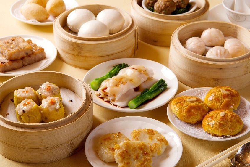 Dimsum Quảng Đông - Bữa sáng dimsum tại trà lâu truyền thống là trải nghiệm văn hóa đặc trưng nơi đây